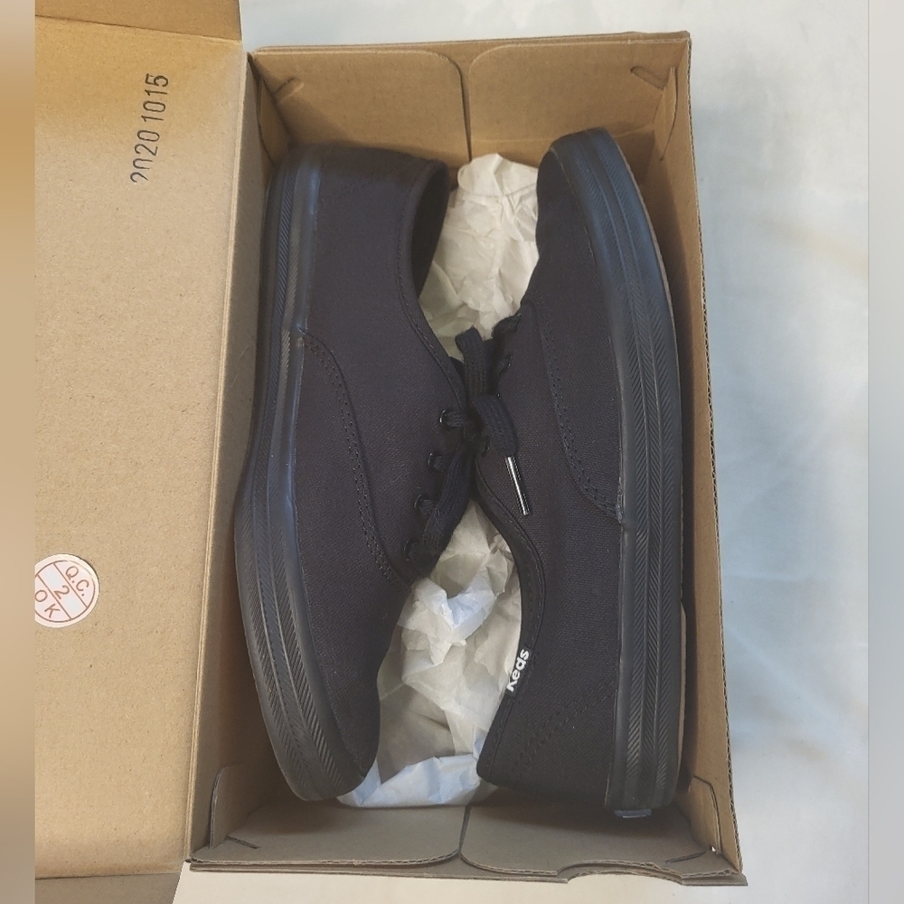 KEDS Champion Sneaker Shoe. Black. Size 5.5 Wide 5.5W - Picture 5 of 9